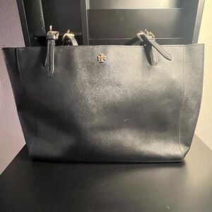 Tory Burch Saffiano Buckle Leather Tote Tag Black